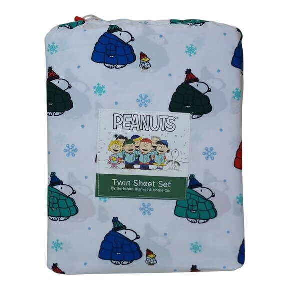 Peanuts Snoopy Twin Sheet Set By Berkshire Polyester Winter Holiday Igloo - Picture 1 of 7